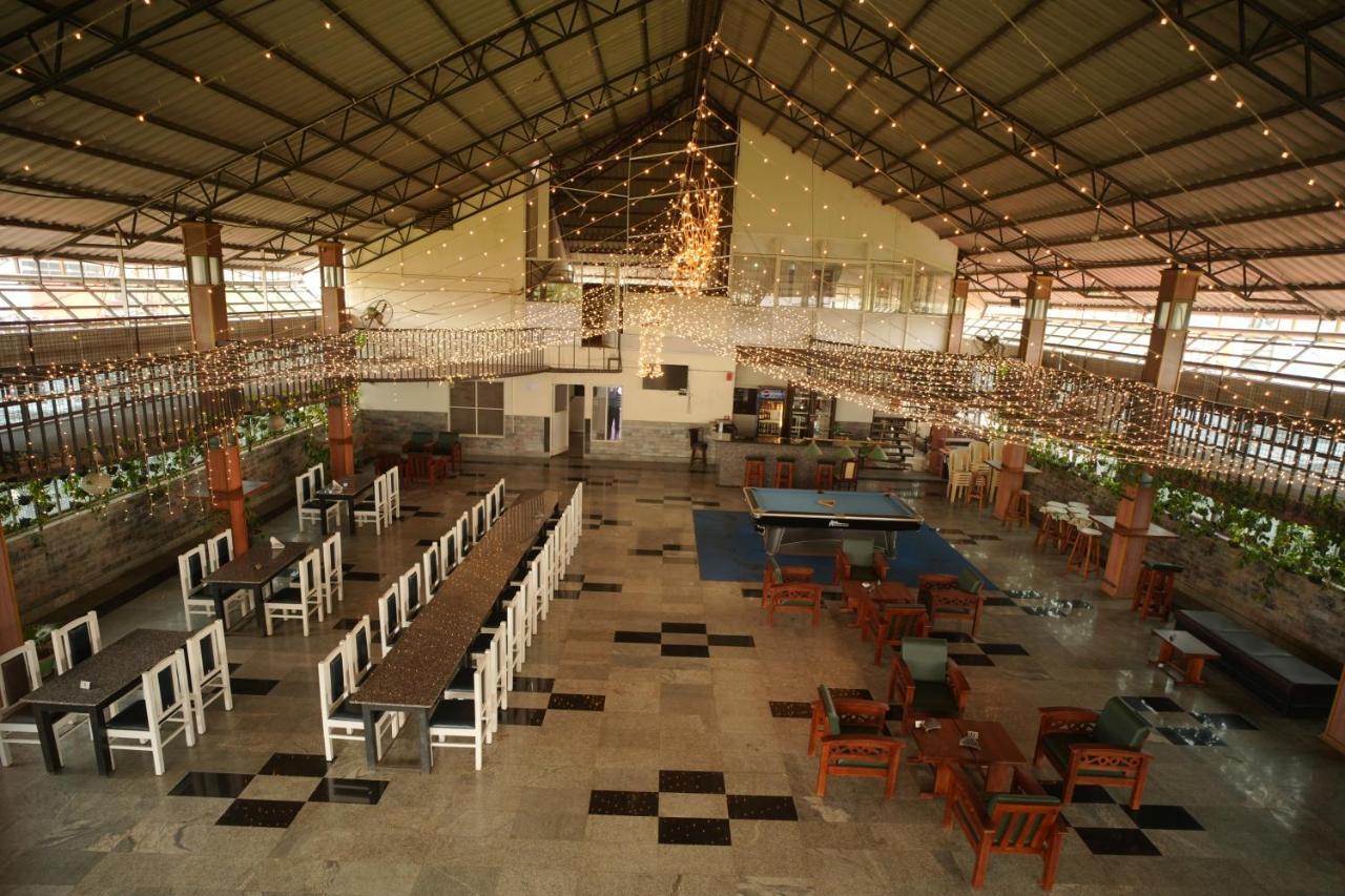 Aquaria The Boutique Resort Kochi Exterior photo