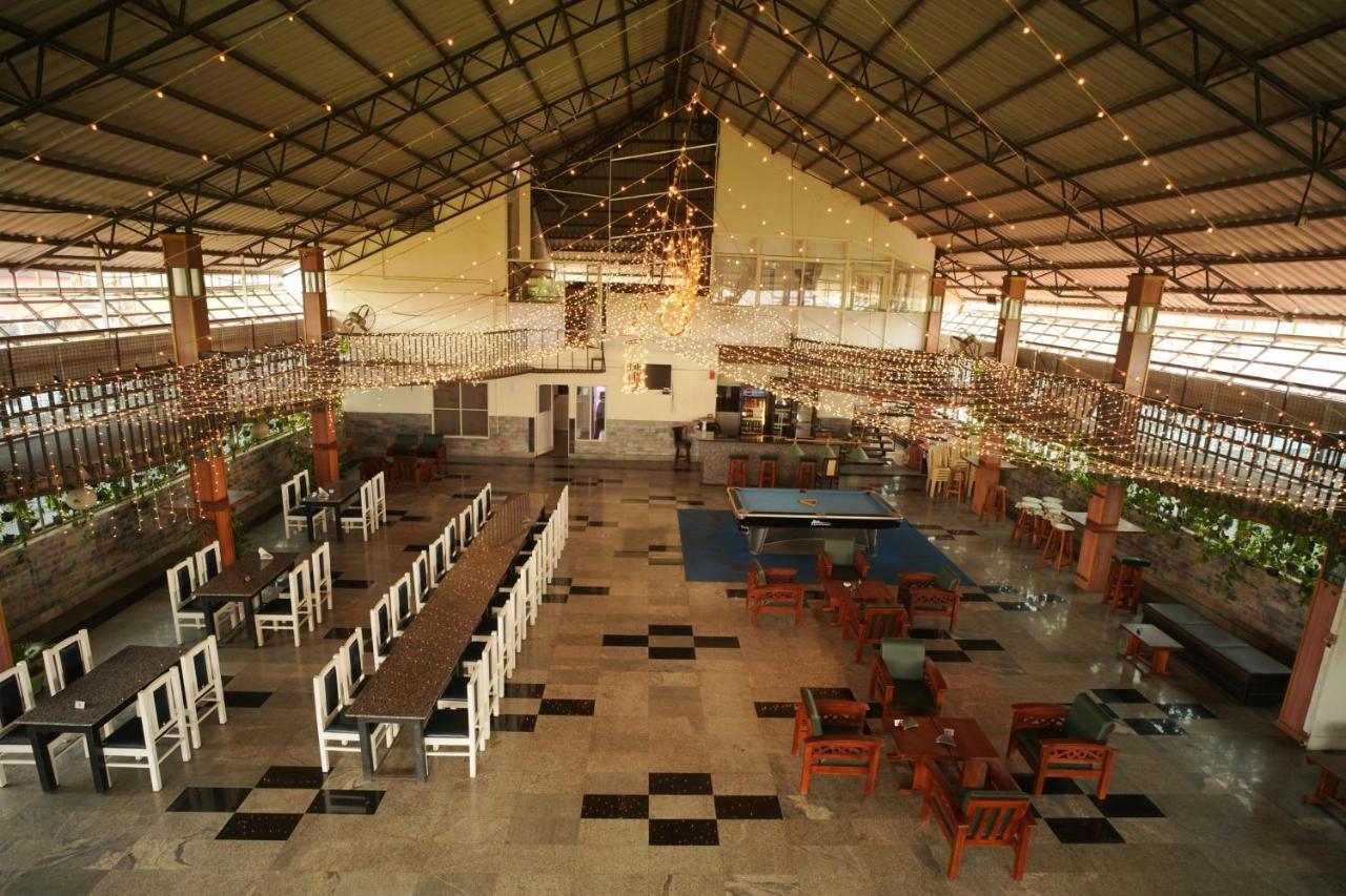 Aquaria The Boutique Resort Kochi Exterior photo