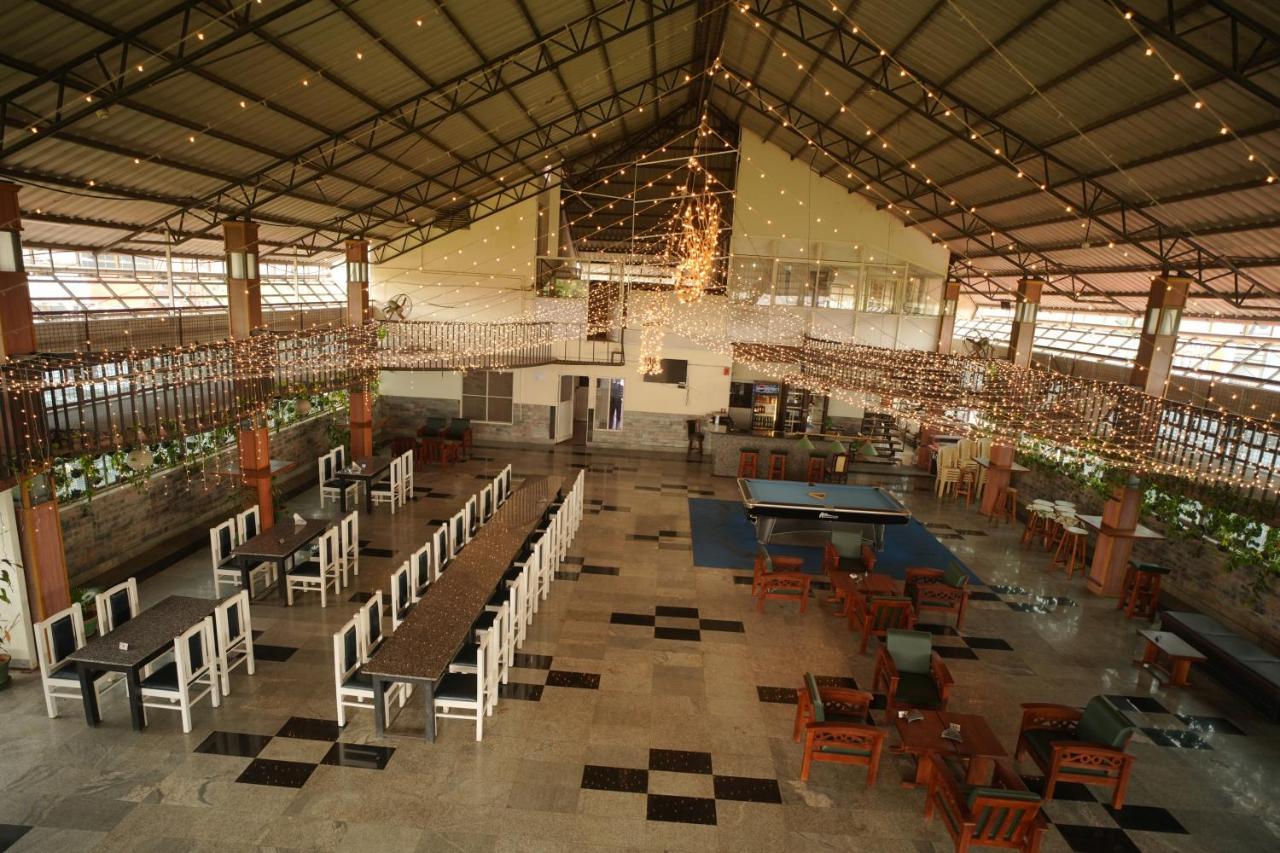Aquaria The Boutique Resort Kochi Exterior photo