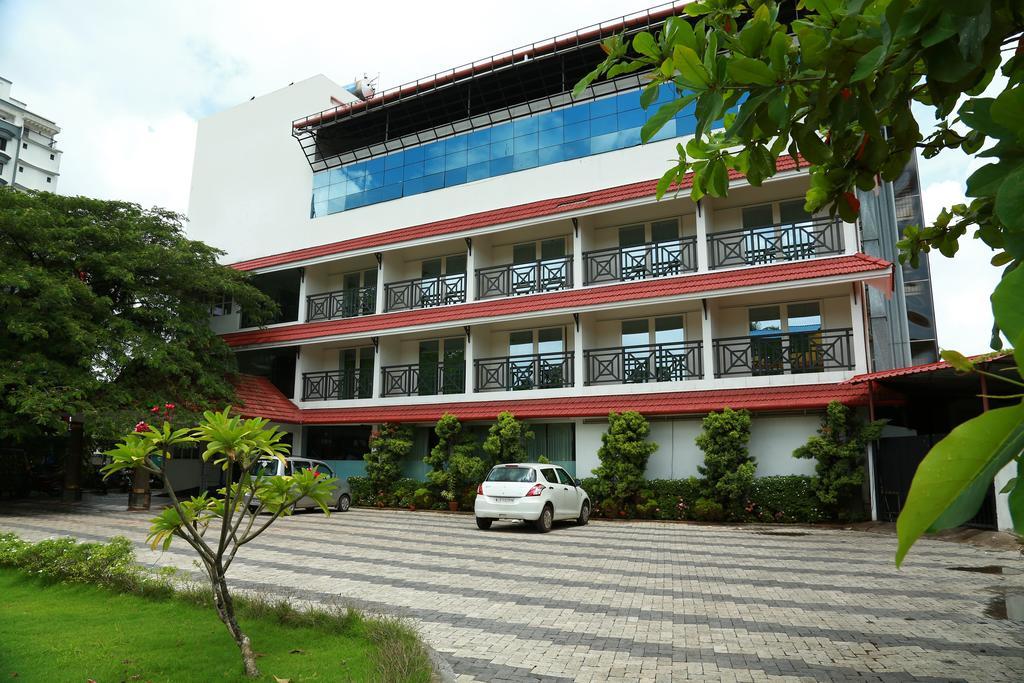 Aquaria The Boutique Resort Kochi Exterior photo